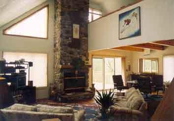 40 S Teri Ln., Hartford, WI 53027