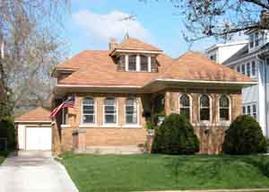 2137 N 60th St, Wauwatosa, WI 53208