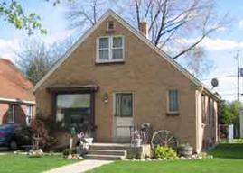 975 W Eden Pl., Milwaukee, WI 53221