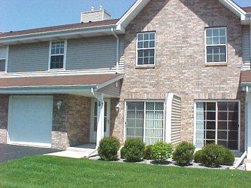 617 Westfield Way #D, Pewaukee, WI 53072