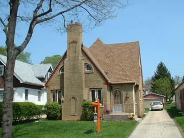 2408 N 84th St., Wauwatosa, WI 53226