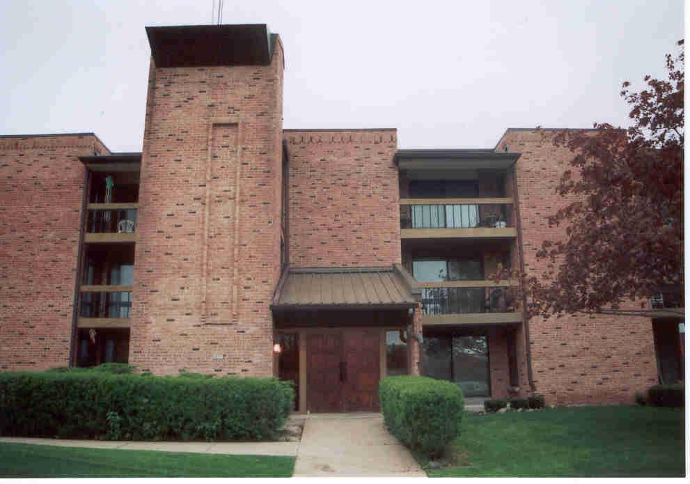8735 N 72nd St., Milwaukee, WI 53223