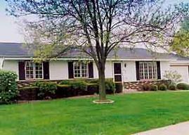 8133 S Forest Meadows Dr., Franklin, WI 53172