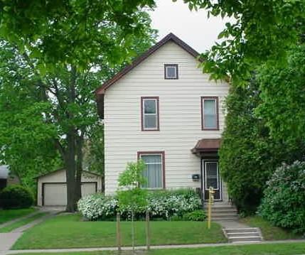 609 Avon St., La Crosse, WI 54602