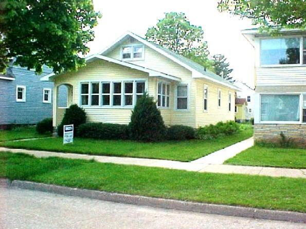 432 S 22nd St., La Crosse, WI 54601