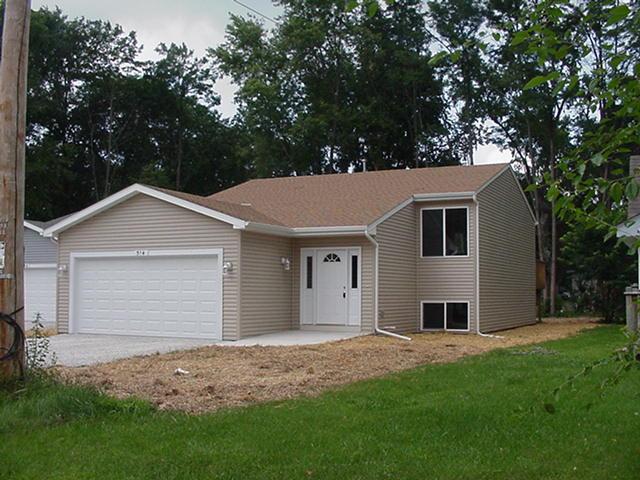 514 West Maple, Silver Lake, WI 53170