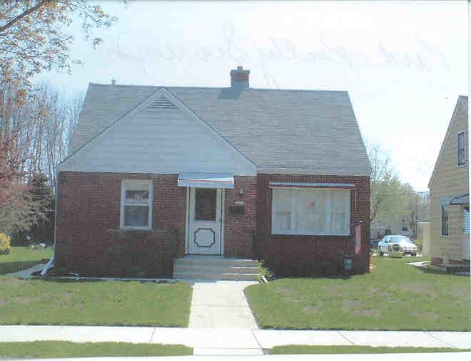 1909 S 17th St., Sheboygan, WI 53081