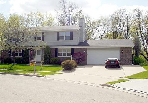 1216 40th Ave., Kenosha, WI 53144