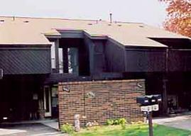 5664 S 27th St #11, Milwaukee, WI 53221