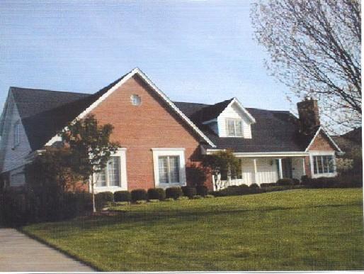 6327 Parkview Rd., Greendale, WI 53129