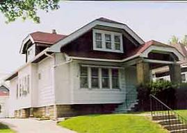 2453 N 70th St., Wauwatosa, WI 53213