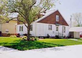 2203 S 111th St., West Allis, WI 53227