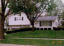 2106 Chestnut St, West Bend, WI 53095