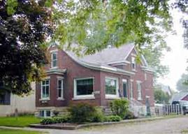 1231 Johnson, La Crosse, WI 54601