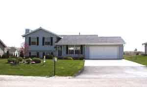 6015 Finch Ln., Caledonia, WI 53402