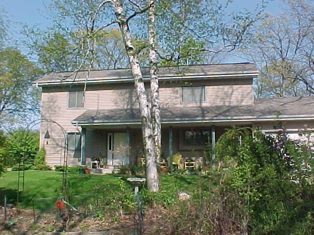 4124 Mona Park Rd., Caledonia, WI 53405