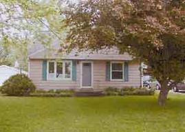 4521 N 101st, Wauwatosa, WI 53225