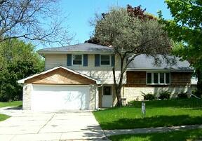 8338 N Mac Arthur Dr., Menomonee Falls, WI 53051