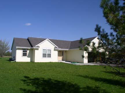 W389 N8560 Pennsylvania St., Oconomowoc, WI 53066