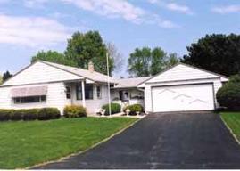 6948 N Seville, Glendale, WI 53209