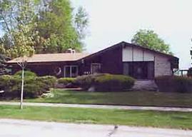 1221 W Willow Dr., Oak Creek, WI 53154