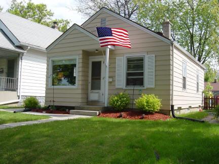 7519 W Wright St., Wauwatosa, WI 53213