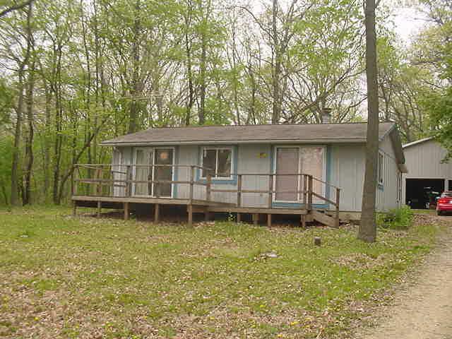 2411 Quiet Ln., Delavan, WI 53115