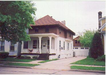 1030 Wisconsin Ave, Racine, WI 53403