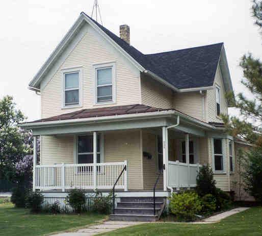 232 Mill St, Sheboygan Falls, WI 53085