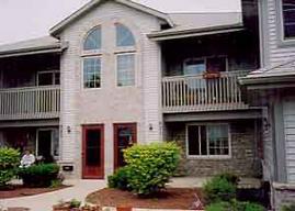 831 Quinlan Dr. #B, Pewaukee, WI 53072