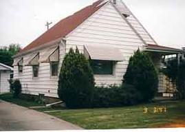 727 S 109th St, West Allis, WI 53214