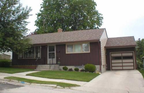 1924 Pleasant Ave., New Holstein, WI 53061