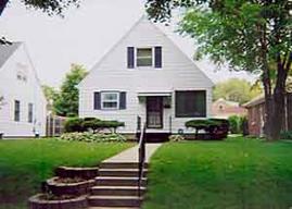 7823 W Hadley, Milwaukee, WI 53222