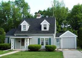 237 Hillcrest Ct, Sheboygan Falls, WI 53085