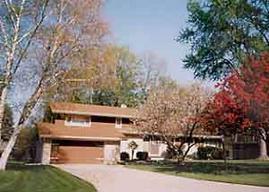6060 Seneca Tr, Hales Corners, WI 53130