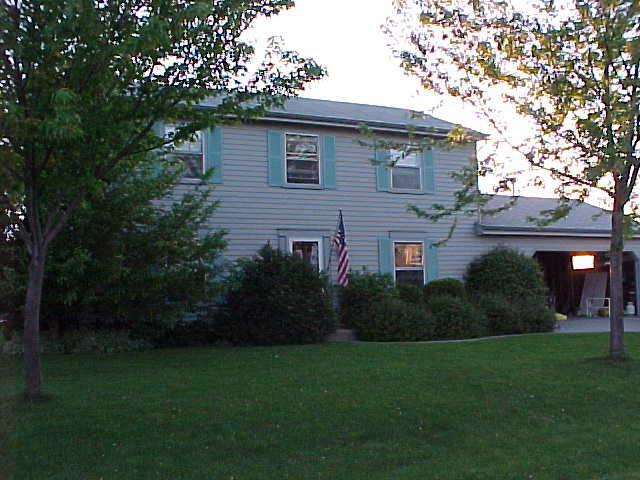 5620 Randal Ln., Caledonia, WI 53402