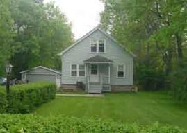 493 Eagle Lake Ave., Mukwonago, WI 53149