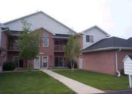 2559 N Parkway Meadows Cir. #8, Pewaukee, WI 53072