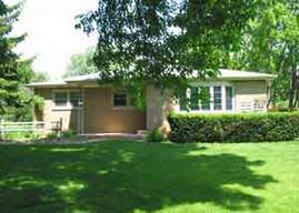 9806 W Conrad St., Hales Corners, WI 53130