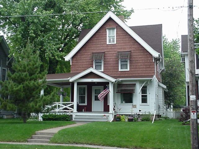 418 Branch St., Hartford, WI 53027