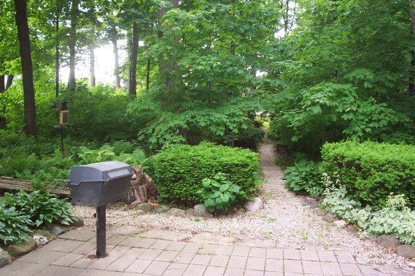 539 N 117th St, Wauwatosa, WI 53226