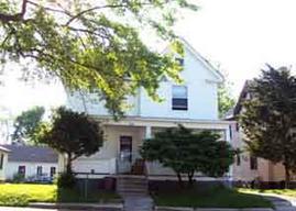 1533 Dr Martin Luther King Dr, Racine, WI 53404