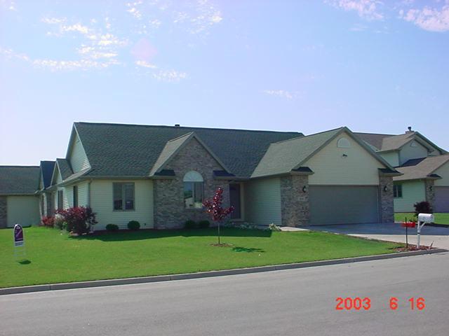139 Lexington Ct., Sheboygan Falls, WI 53085
