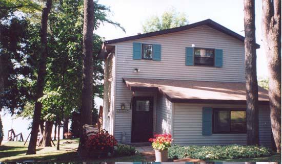 14521 North Shore Dr., Liberty, WI 54245