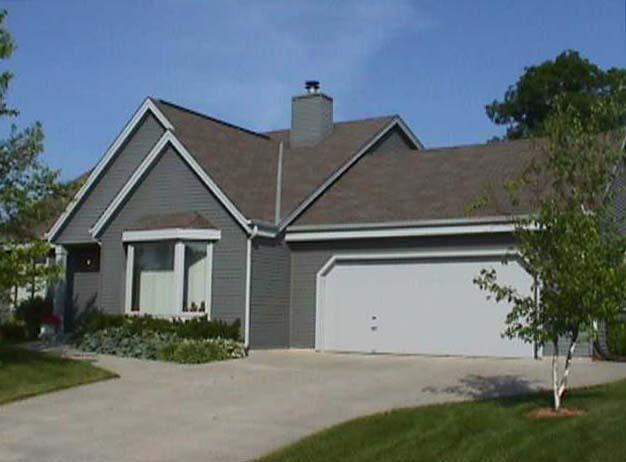 1222 Riverton Dr., Mukwonago, WI 53149