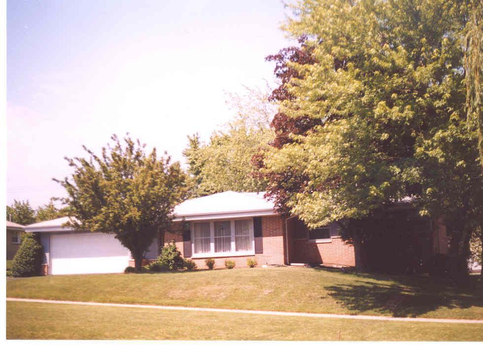 5379 S 51st St., Greendale, WI 53129