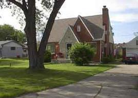 13820 W Garfield, Elm Grove, WI 53122