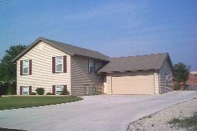 4911 S 72nd St., Greenfield, WI 53220