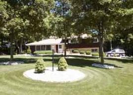 4220 S Mary Ross Dr., New Berlin, WI 53151