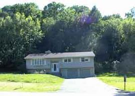 N5979 Park Dr., Onalaska, WI 54650